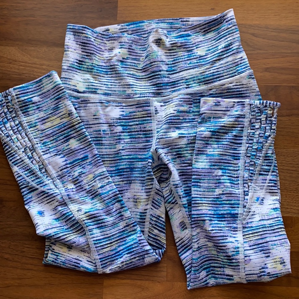 Lululemon size 6
